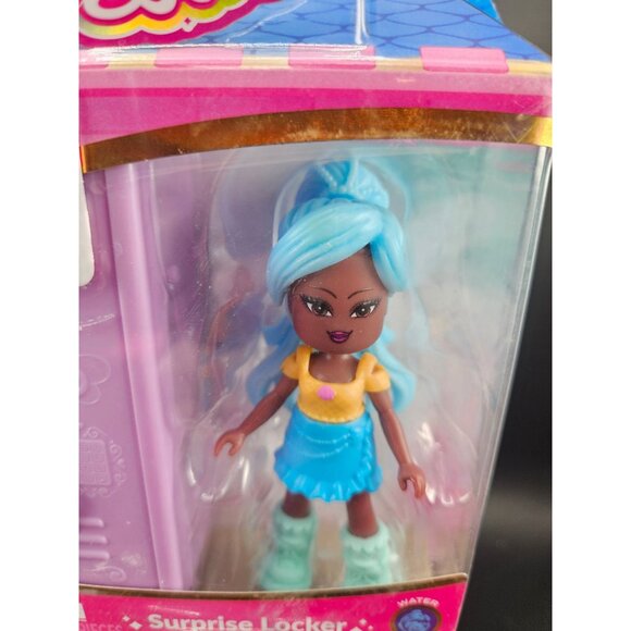 Royale High Surprise Locker With Mystery Purse & Water Themed Mini Doll - Picture 3 of 6